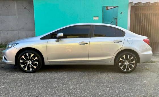 HONDA CIVIC 2.0 LXR 16V FLEX 4P AUTOMÁTICO